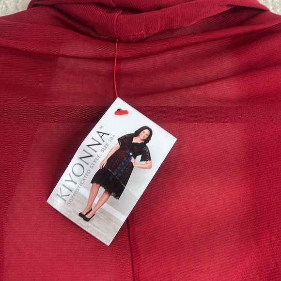 NWT Kiyonna Womens Red Sheer Ruffle Hem Tie-Front Cape M MEDIUM - Picture 8 of 8